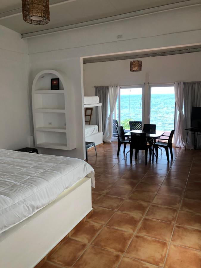 Oceanfront Bungalows - Paradise Rentals Santa Catalina Bagian luar foto