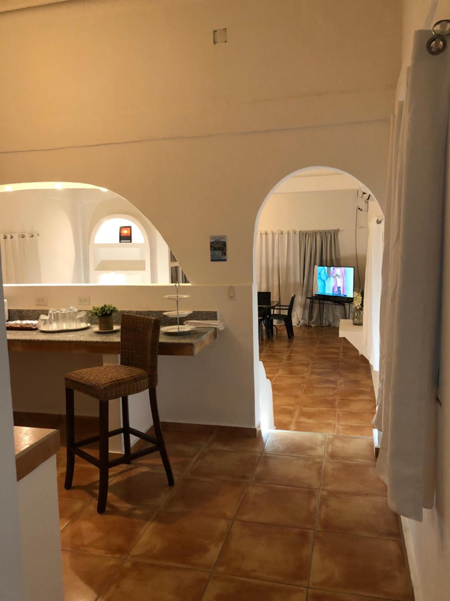 Oceanfront Bungalows - Paradise Rentals Santa Catalina Bagian luar foto
