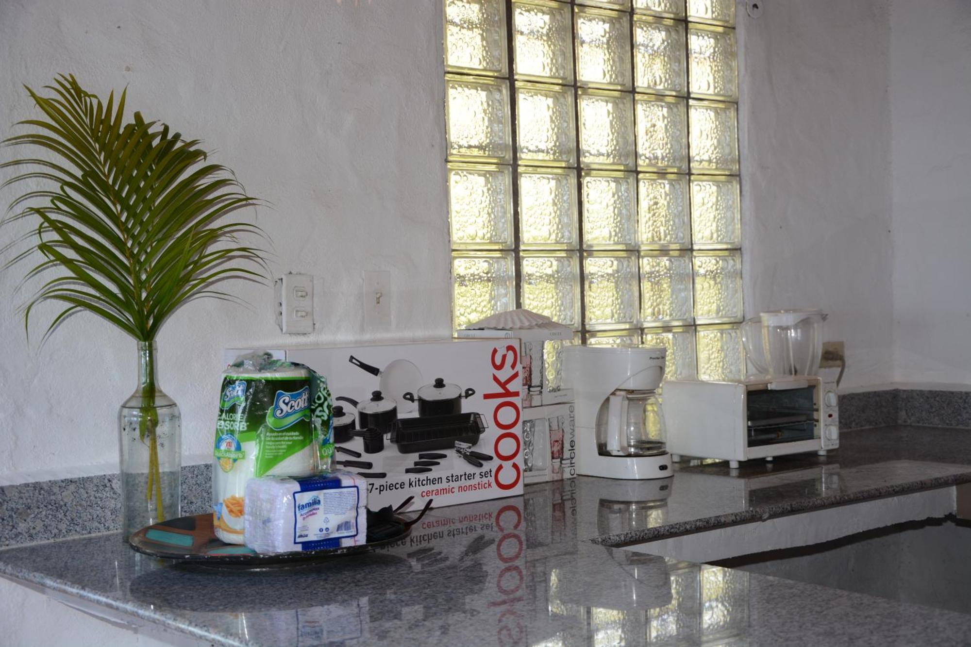 Oceanfront Bungalows - Paradise Rentals Santa Catalina Bagian luar foto