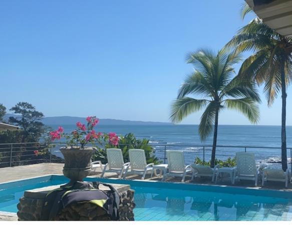 Oceanfront Bungalows - Paradise Rentals Santa Catalina Bagian luar foto